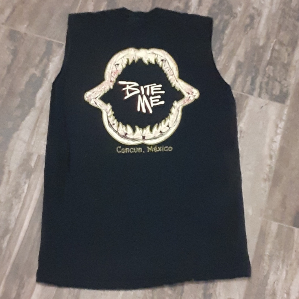 Men's size medium black Cancun muscle tank